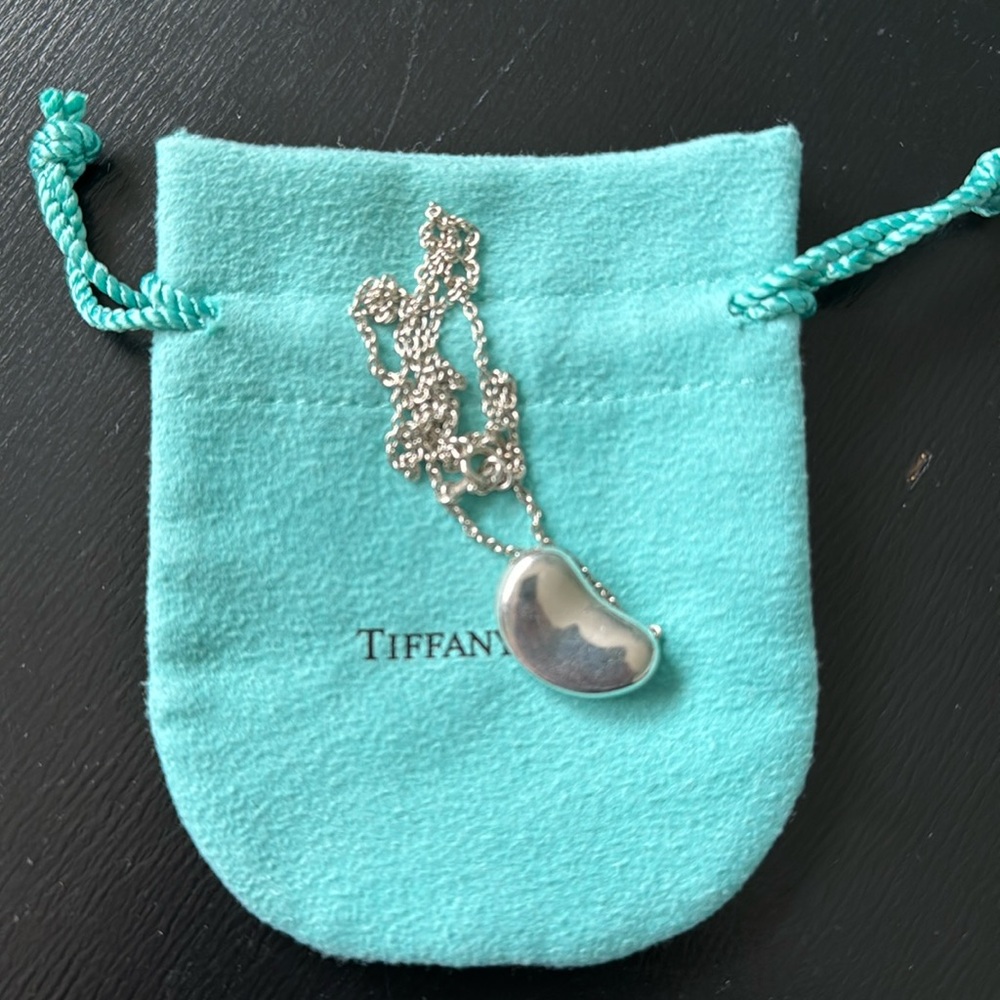 Tiffany Medium size Bean shape Sterling silver Necklace